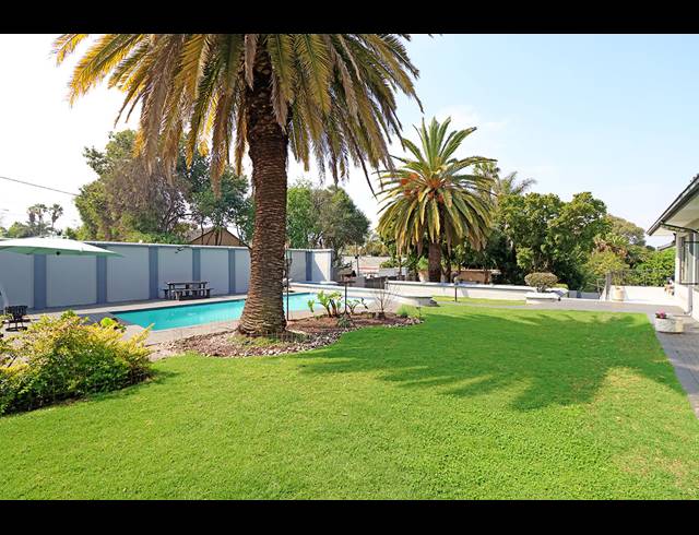 4 BEDROOM FREEHOLD FOR SALE IN SYDENHAM